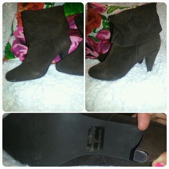 SALE! Steve Madden suede brown booties!