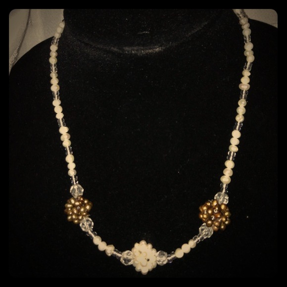Handmade freshwater pearl necklace