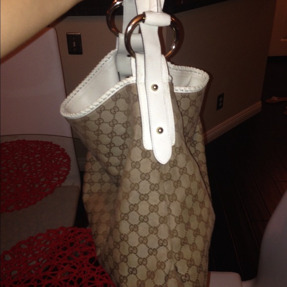Authentic Gucci purse - Picture 3 of 3