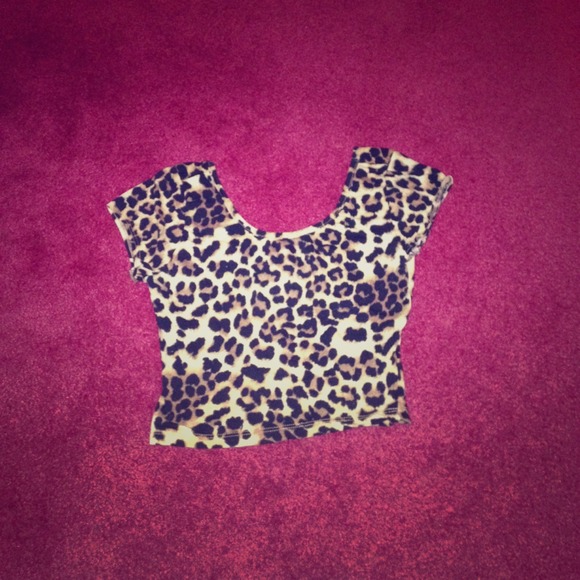 Leopard print crop top - Picture 1 of 2
