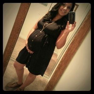 Sleeveless button front maternity dress