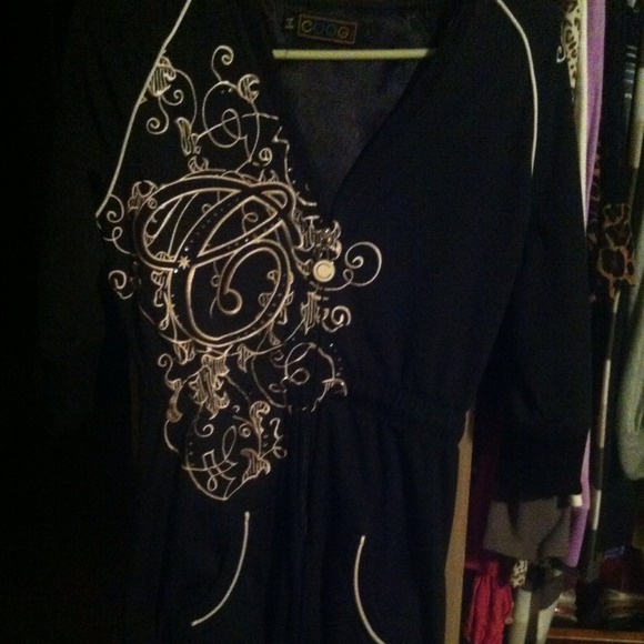 Never worn it :( it just sits in my closet