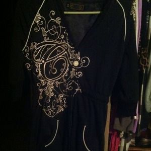 Never worn it :( it just sits in my closet