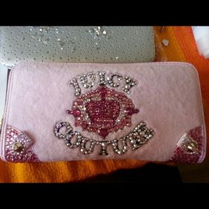 Juicy coutute unique wallet