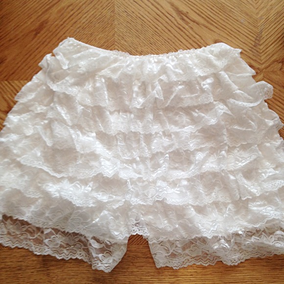 Other - White Lace Shorts, Size S/M Other - White Lace Shorts, Size S/M