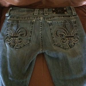 Miss Me cropped jeans