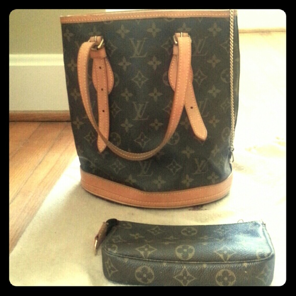 SOLD!!!!!  LV brown monogram canvas bucket bag