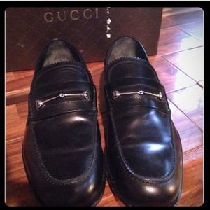 🎉Men's Gucci black loafers worn once!🎉