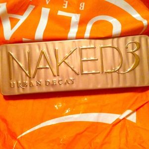 Urban Decay Naked 3