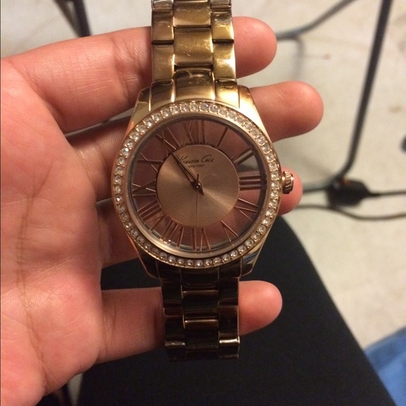 Watch - Picture 3 of 4