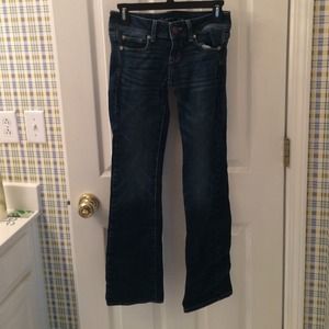 American eagle denim jeans