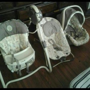 Swing, car seat... and vibrating chair...