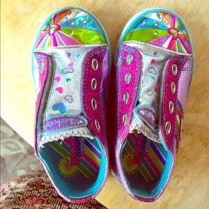 Girls light up skechers