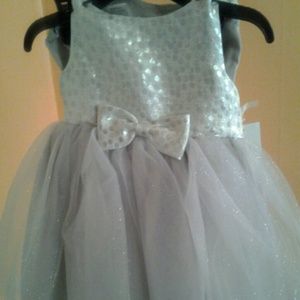 Silver dress.. (24months)