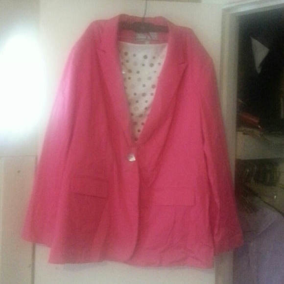Pink blazer from Avenue size 26