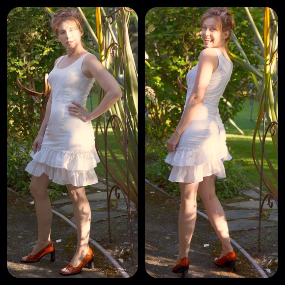 Betsey Johnson White Bootie Dress - Picture 2 of 3