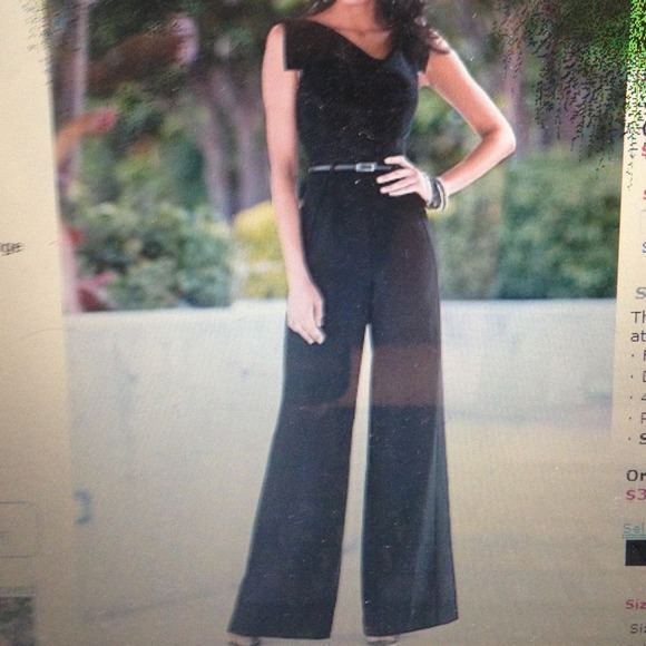 venus Dresses & Skirts - Venus black detailed neck jumpsuit size 8