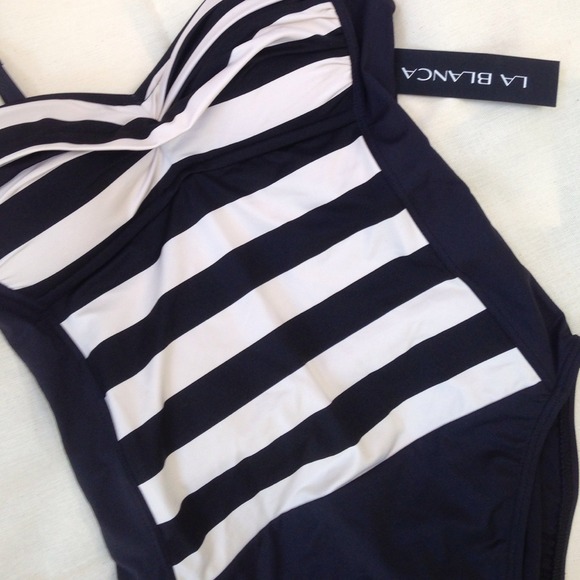 La Blanca Outerwear - Ready For Summer And Looking Classy One Piece!!