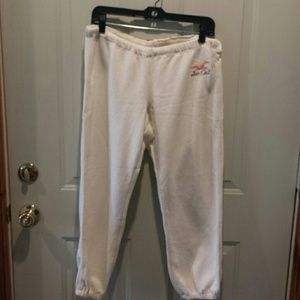 Cream 3/4 Hollister sweatpants