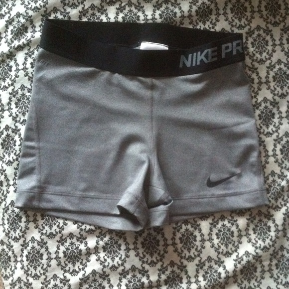 Nike Pants - Nike Pro 3"