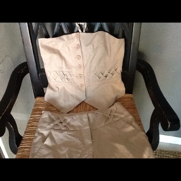 BEBE, TWO PIECE CULOTT SET.