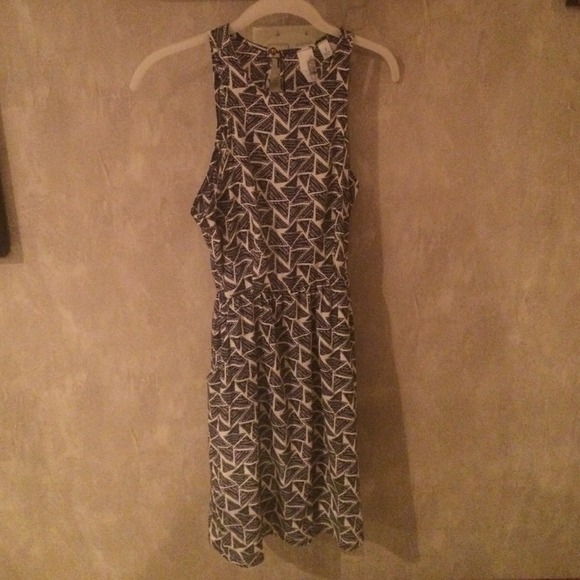 SOLD Patterned summer dress