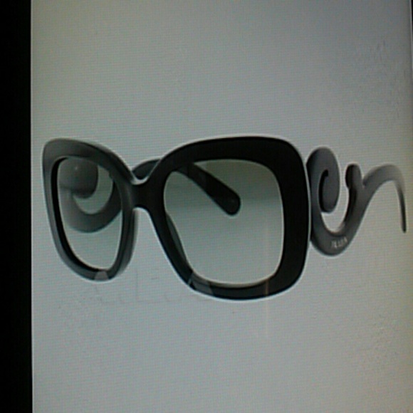 (SOLD) Prada sunglasses