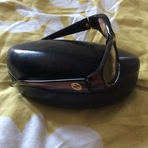 🎀REDUCED🎀Cute "Authentic" GUCCI sunglasses👓👓