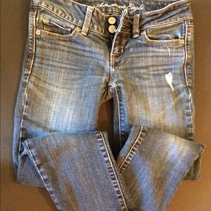 American Eagle capris. Size 0, stretch.