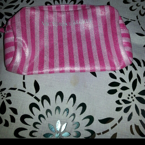 Makeup bag