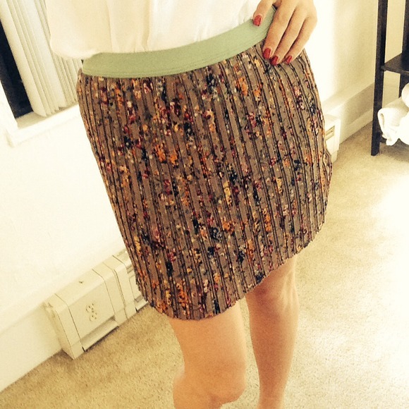 Happening in the Present, skirt, XS