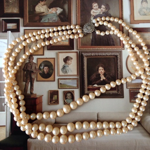 Vintage pearl necklace with sterling clasp