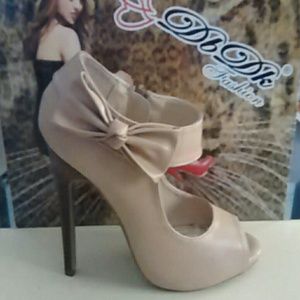 Cute heels