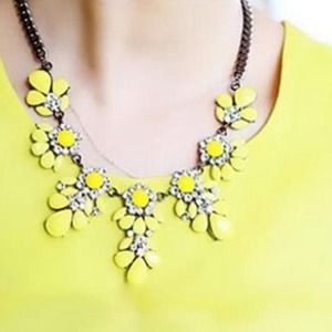 New! Necklace crystal yellow
