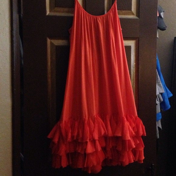 Elizabeth and James dress