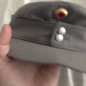 Grey hat with BMM GmbH Gr 57