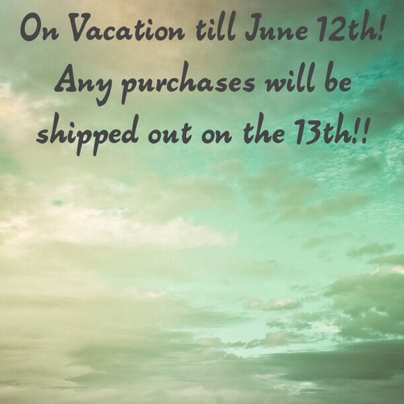 On Birthday Vacation!!! 👙👓✈️🏊🎉🎊🌅