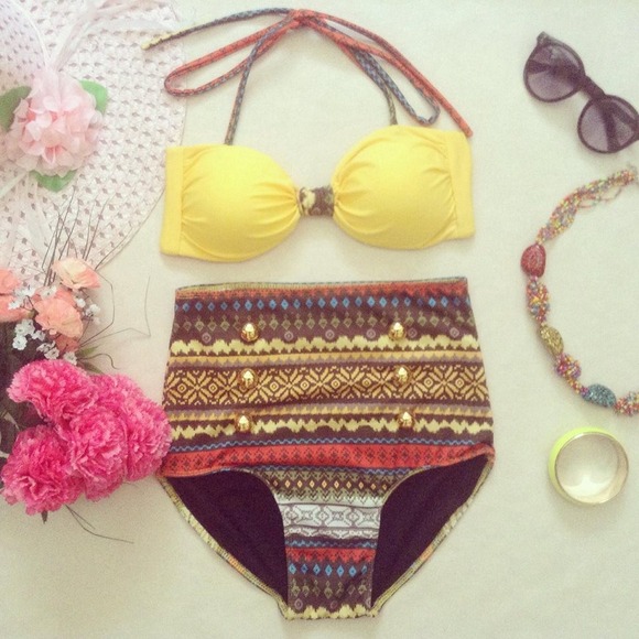 🌹HP Enchantment high waist swimsuit🌹NWOT