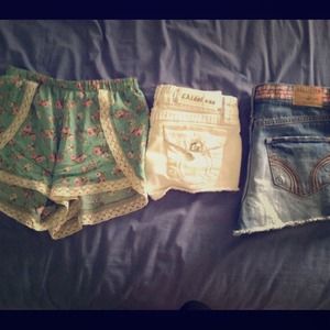 Hollister, LA Idol & Wetseal Shorts Lot