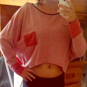 Red long sleeve crop