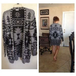Oversized Tobi tribal sweater