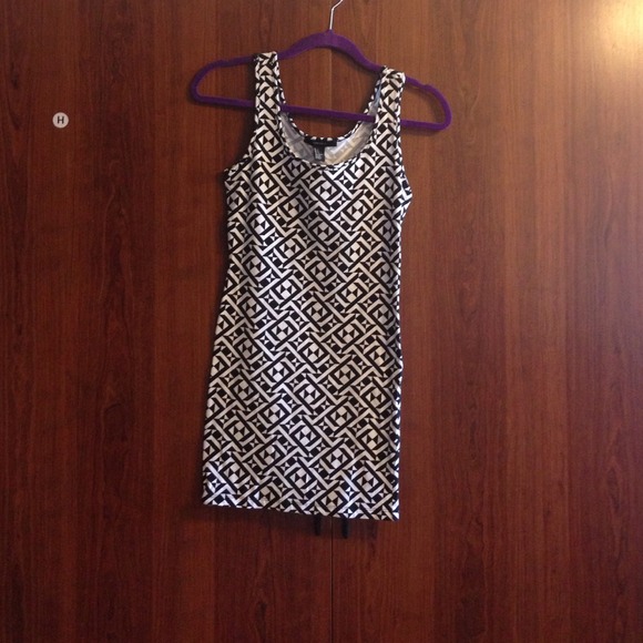 Traded Skin tight dress in black and white