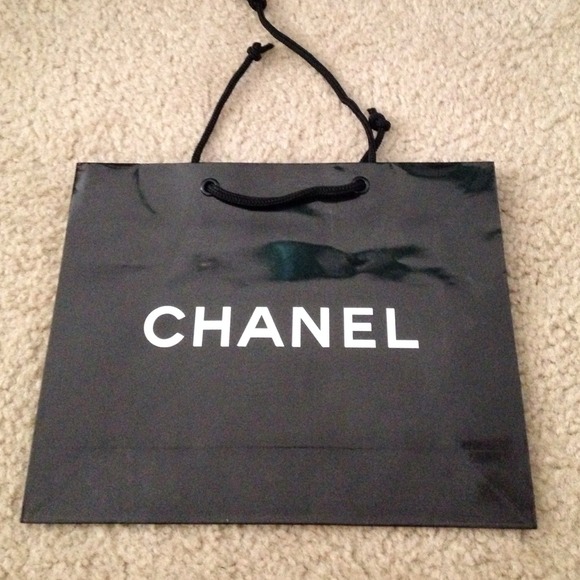 Chanel shopping bag