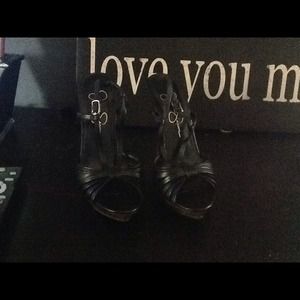 Jessica Simpson , STRAPY sandals.