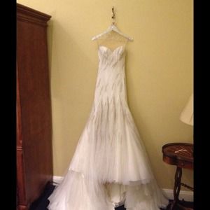 Mark ZUNINO wedding dress