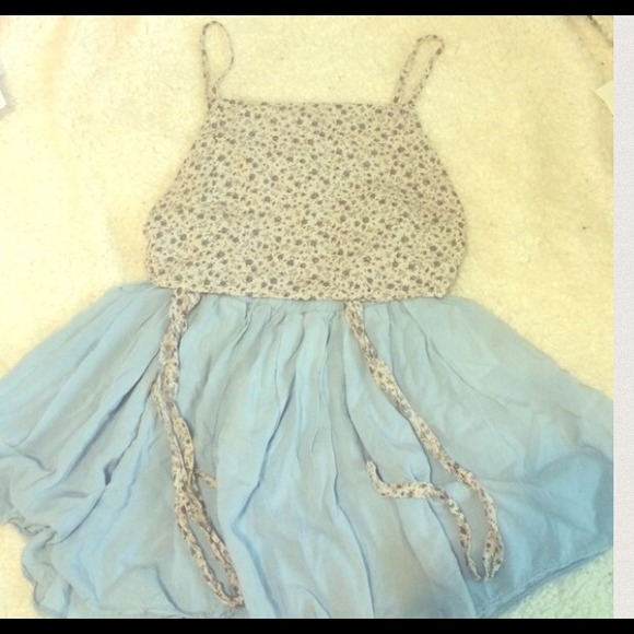 🌸SOLD🌸 Brandy melville floral berit tank