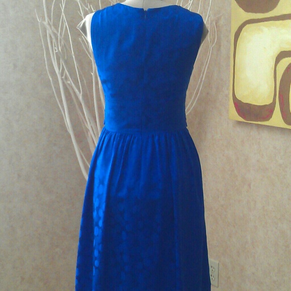 PRICE DROP ⬇️ HP Maggie London Dress - Picture 2 of 3