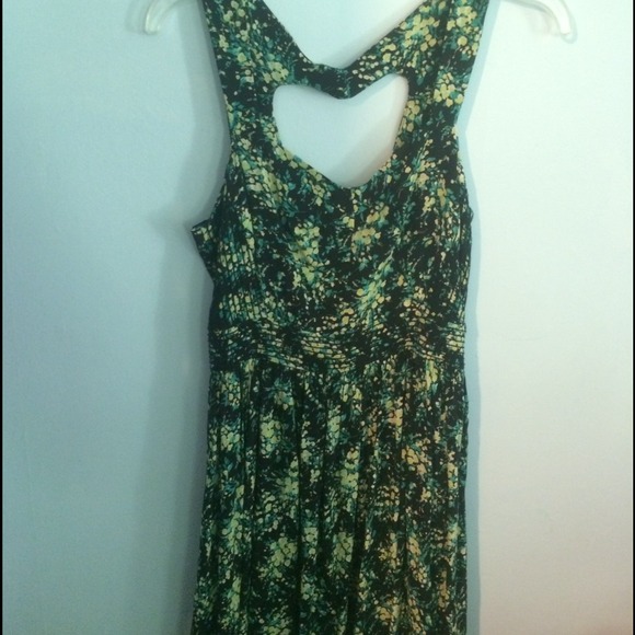 🌼black back cut out dress🌼