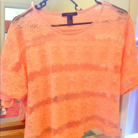 Peach lace high rise box top - Picture 1 of 2
