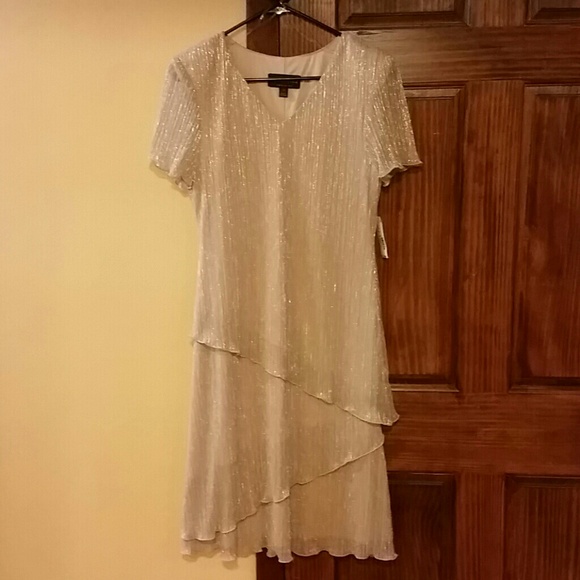 Fabulous dress. Size 8. - Picture 1 of 4